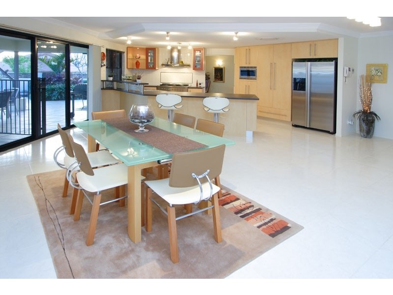 3 Charles Place, Manly West QLD 4179