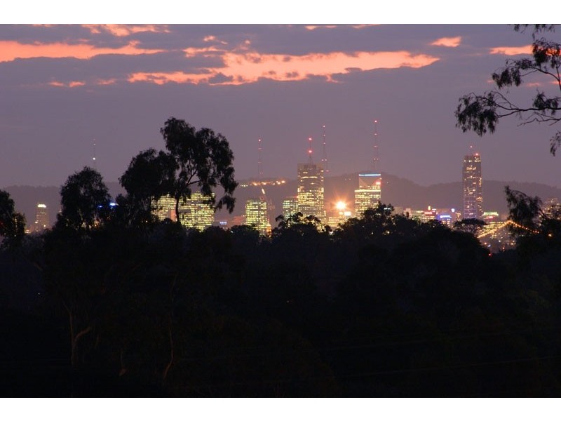 3 Charles Place, Manly West QLD 4179