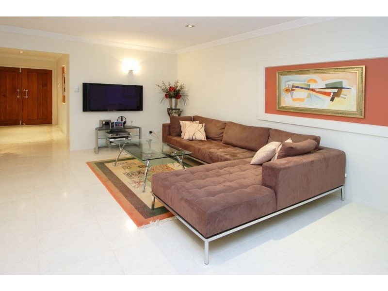 3 Charles Place, Manly West QLD 4179