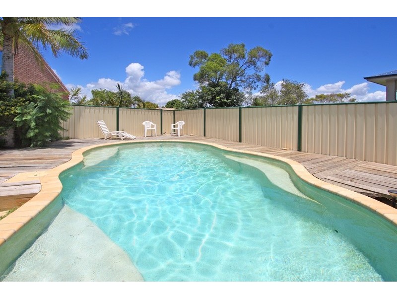 18  Trevally Cresent, Manly West QLD 4179