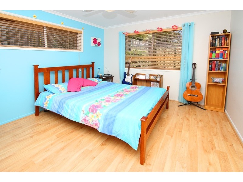 18  Trevally Cresent, Manly West QLD 4179