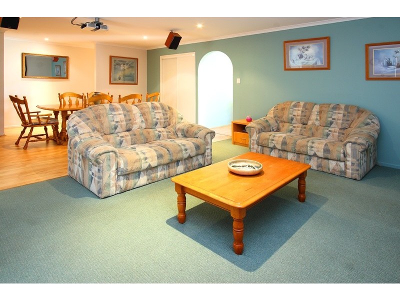 18  Trevally Cresent, Manly West QLD 4179