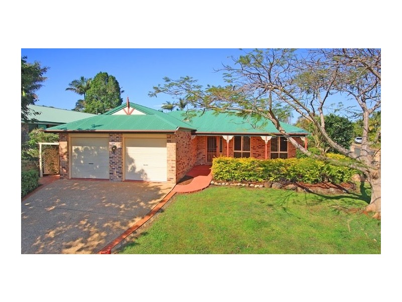 1  Hayley Street, Manly West QLD 4179