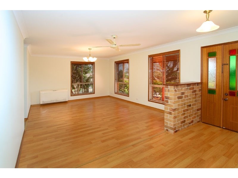 1  Hayley Street, Manly West QLD 4179