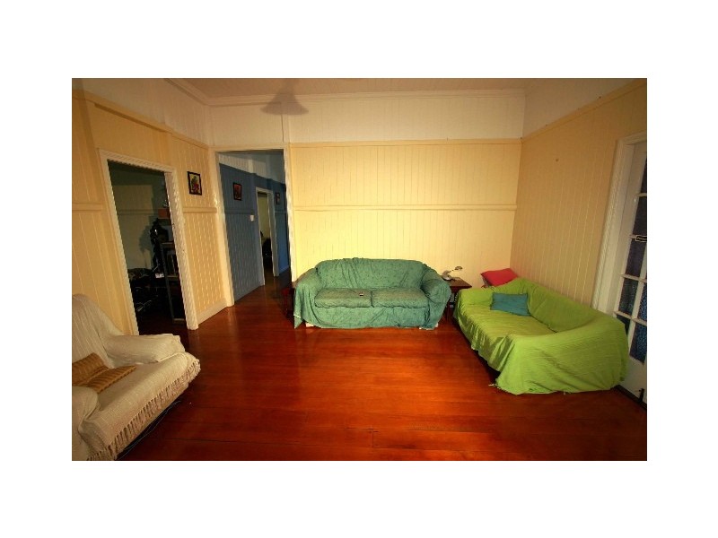 25  Aberleigh Road, Herston QLD 4006