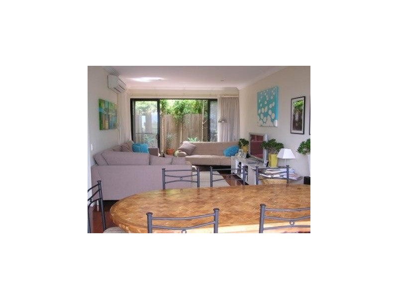 9  Riddell Street, Bulimba QLD 4171