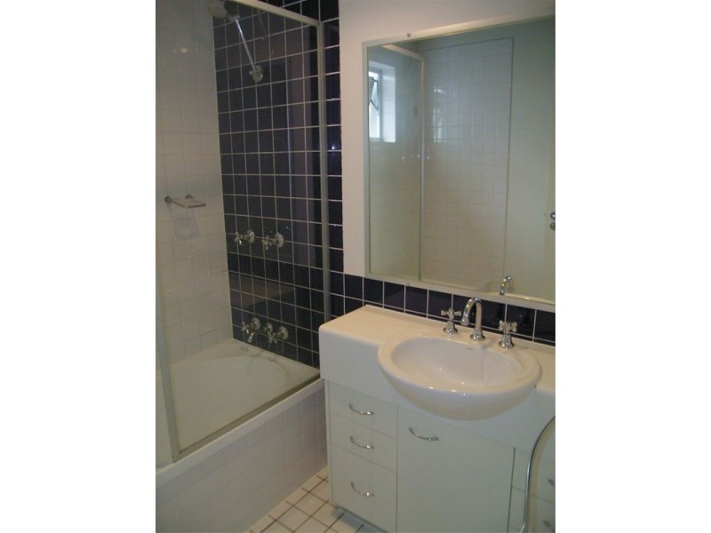 2/125 Robertson Street, Fortitude Valley QLD 4006