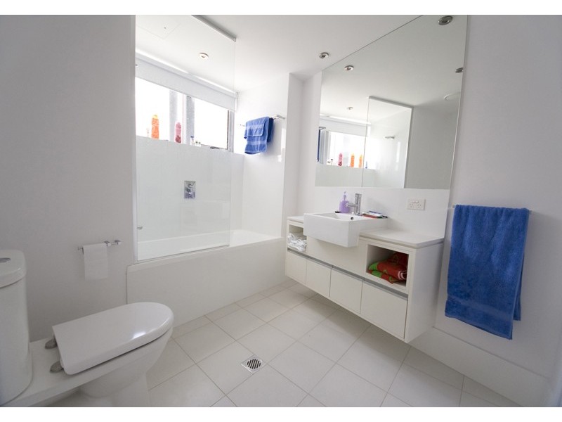 30 Macrossan Street, Brisbane QLD 4000