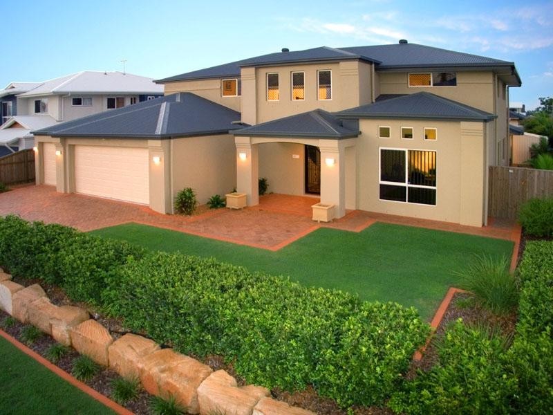 8 Charles Place, Manly West QLD 4179