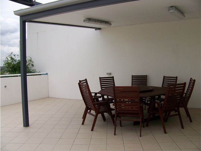 Woolloongabba QLD 4102