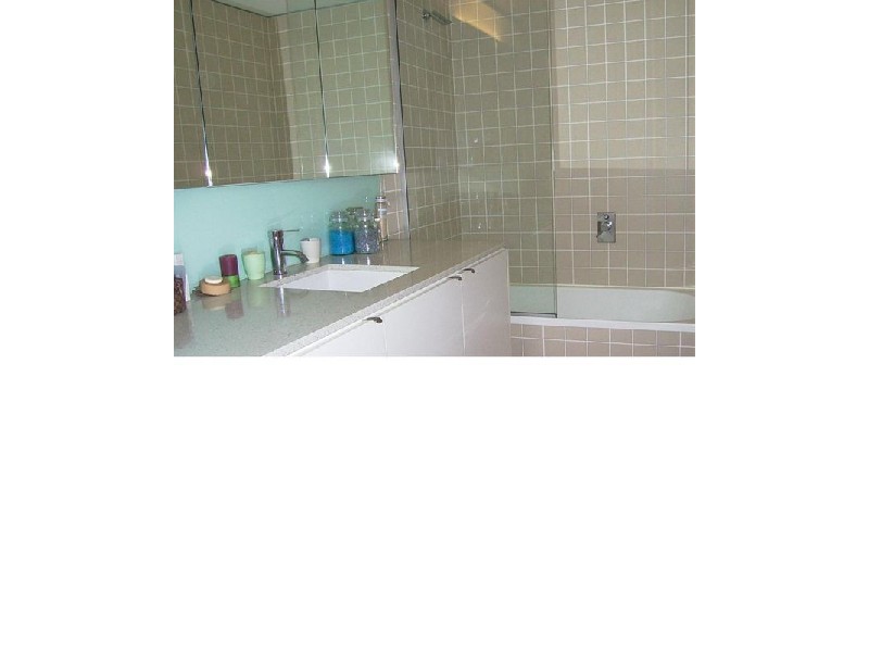 Level 1 18  Addison Ave, Bulimba QLD 4171