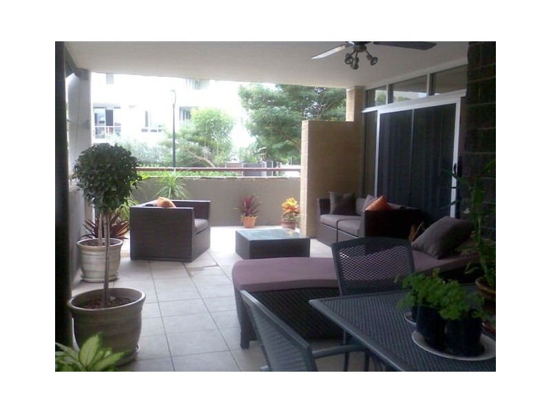 18  Addison Avenue, Bulimba QLD 4171