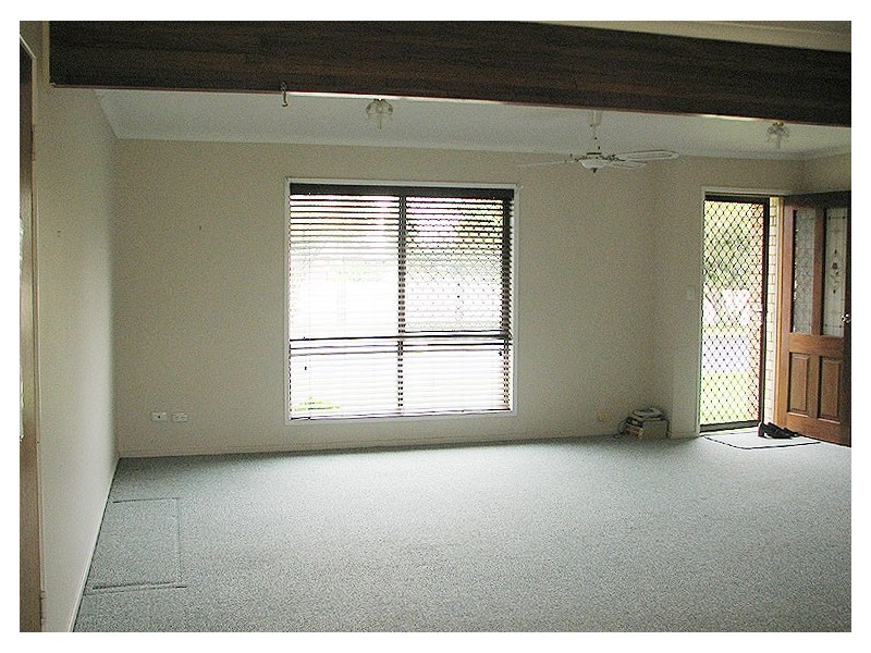 27 Gynther Rd, Rothwell QLD 4022