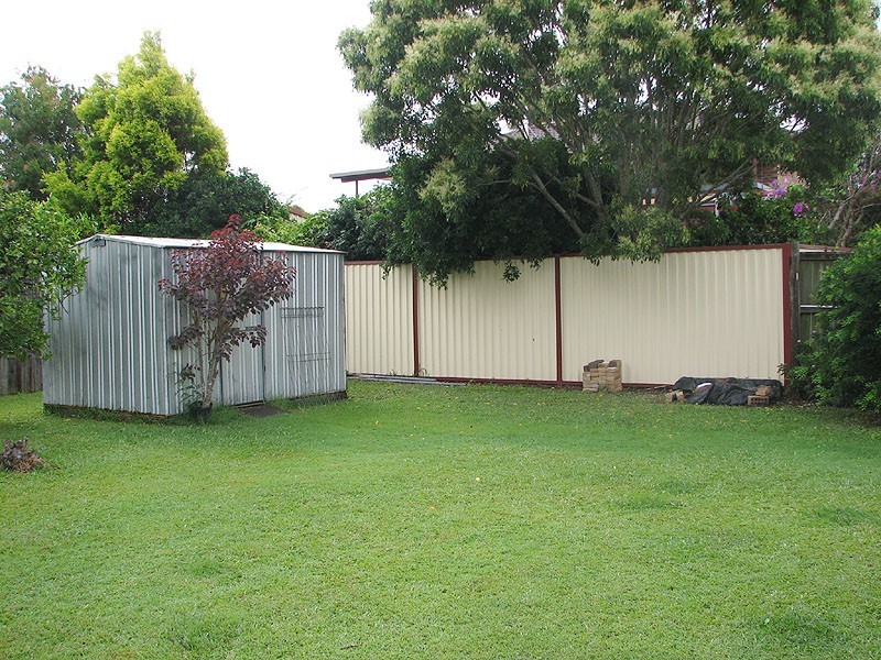 27 Gynther Rd, Rothwell QLD 4022