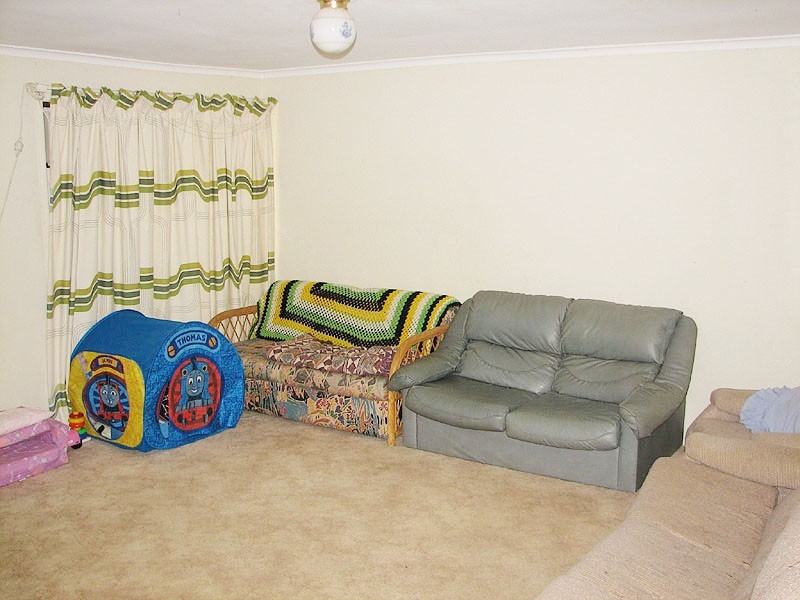 18 JEAN RD, Morayfield QLD 4506