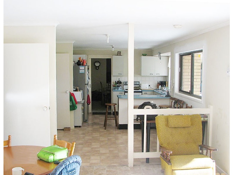 18 JEAN RD, Morayfield QLD 4506