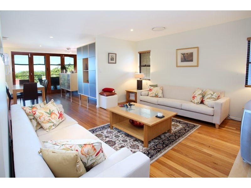 63  Wynnum North Road, Wynnum QLD 4178