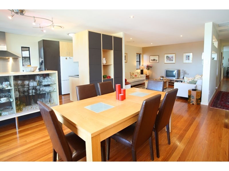 63  Wynnum North Road, Wynnum QLD 4178