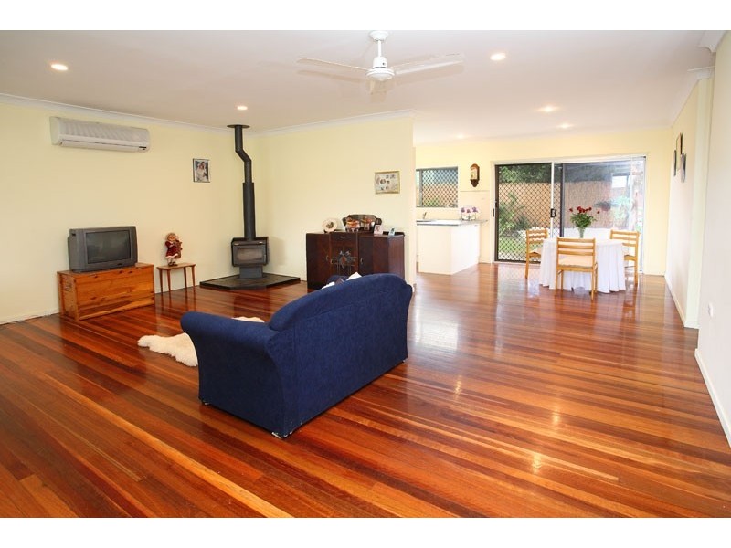 110   Malabar Street, Wynnum West QLD 4178
