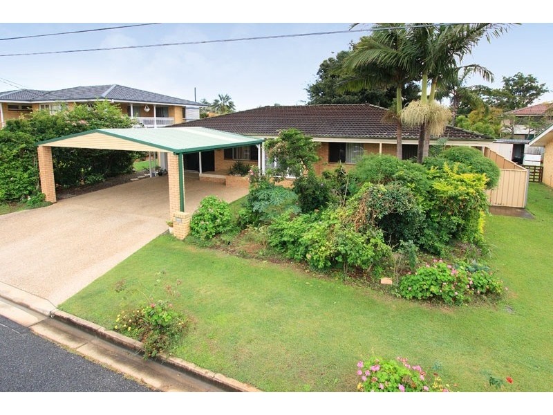 110   Malabar Street, Wynnum West QLD 4178