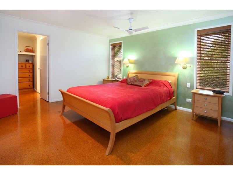 116   Blackwood Road, Manly West QLD 4179