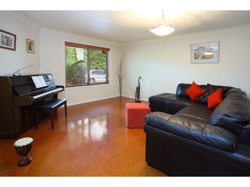 116   Blackwood Road, Manly West QLD 4179