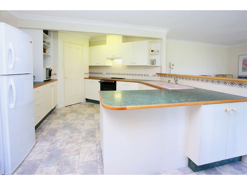 2 Lacerta Place, Wynnum QLD 4178