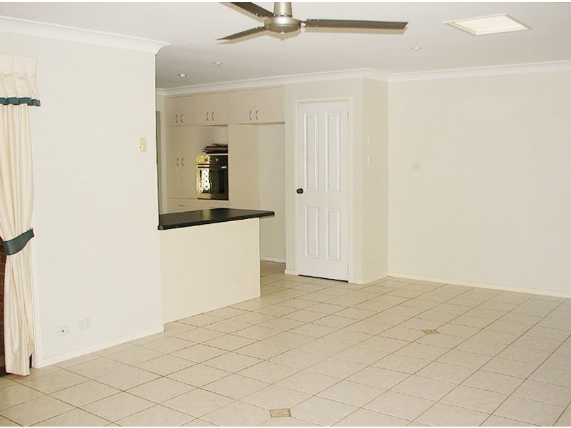 25 JAMES MAC CRT, Narangba QLD 4504