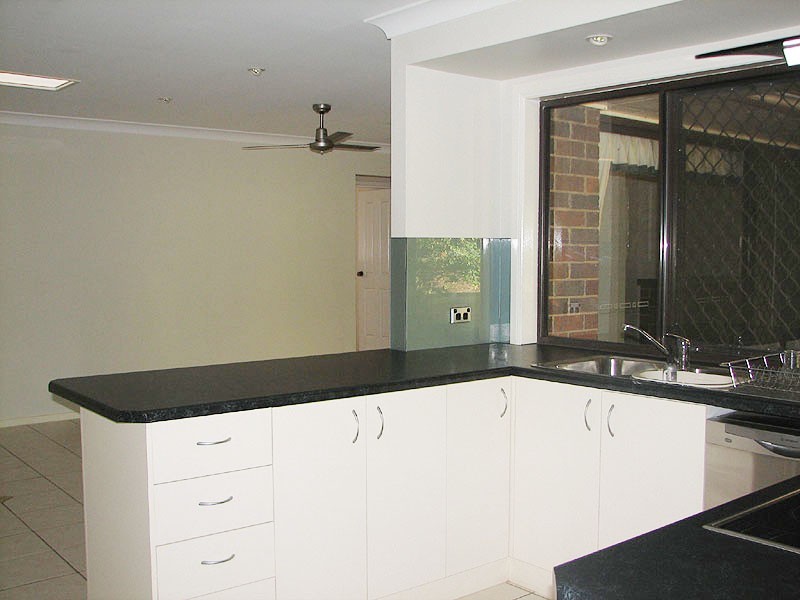 25 JAMES MAC CRT, Narangba QLD 4504
