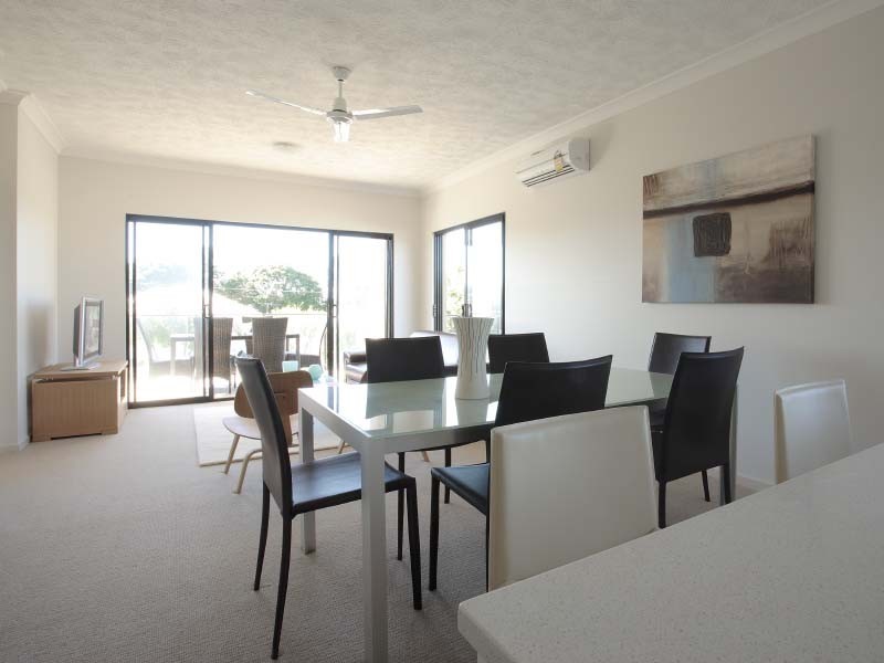 Level 2 8/14  Yacht Street, Clontarf QLD 4019