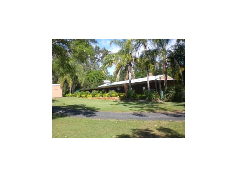 95 Petersen Road, Morayfield QLD 4506