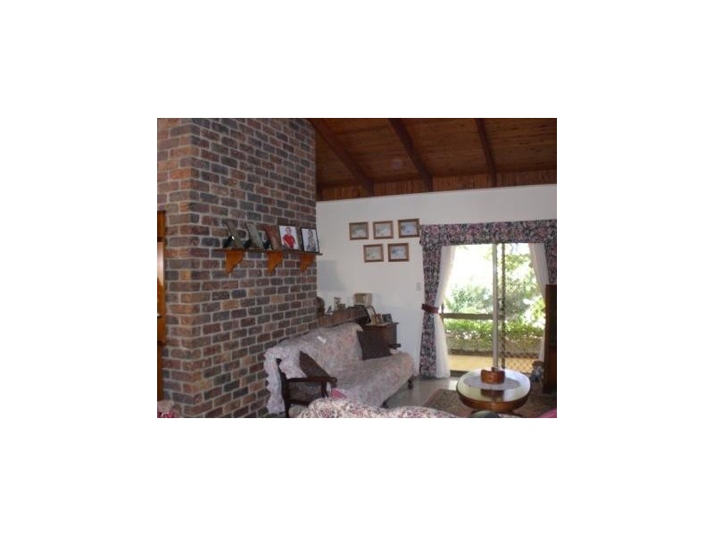 95 Petersen Road, Morayfield QLD 4506