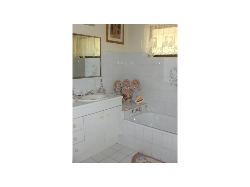 95 Petersen Road, Morayfield QLD 4506