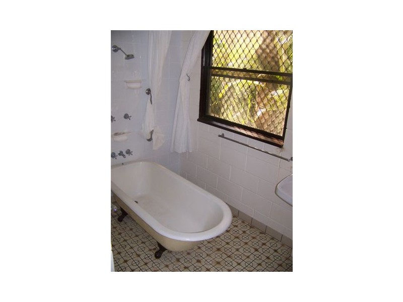 74  Brisbane, Bulimba QLD 4171