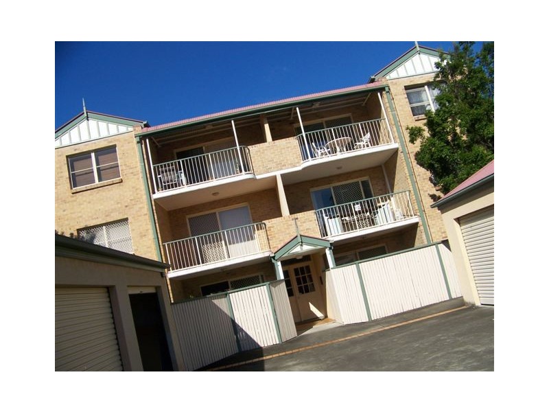 26 Elliott St, Hawthorne QLD 4171