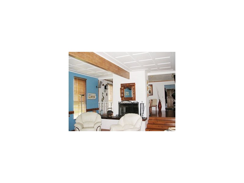 297 PETERSEN RD, Morayfield QLD 4506