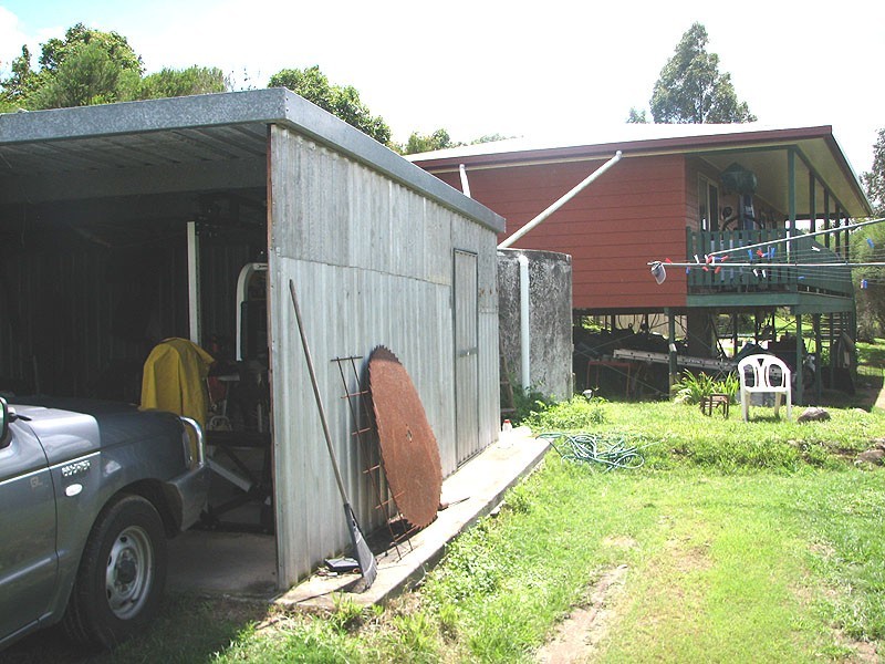 21 SHAPLAND RD, Woodford QLD 4514