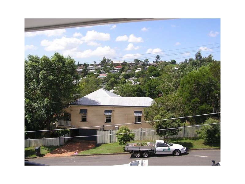 37 Wordsworth Street, Norman Park QLD 4170