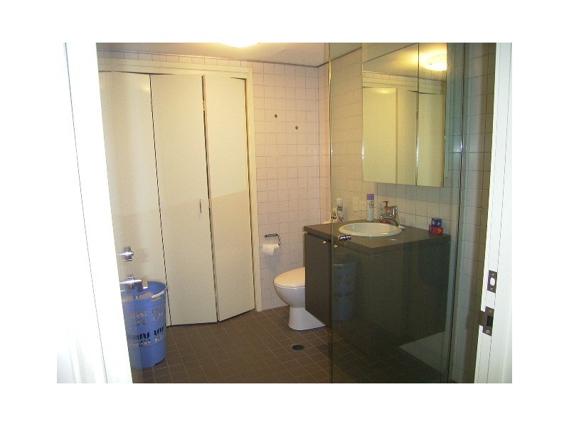 23/17  Ferry Lane, Bulimba QLD 4171