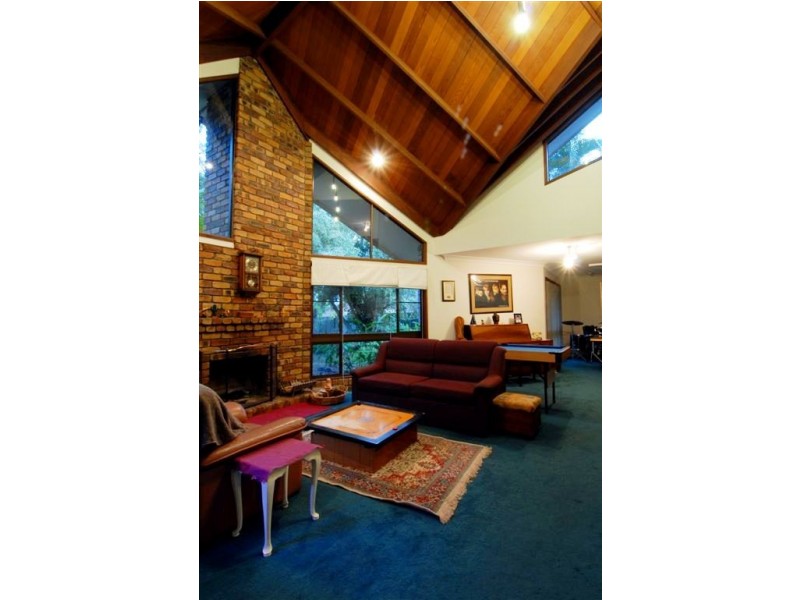 9  Molakai Drive, Mountain Creek QLD 4557