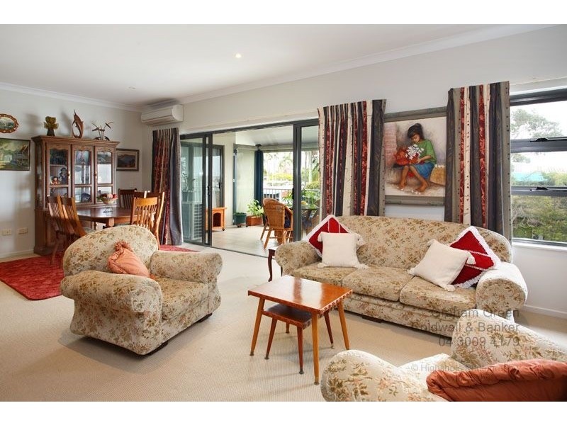 Level 2 33/36 Charlotte Street, Wynnum QLD 4178