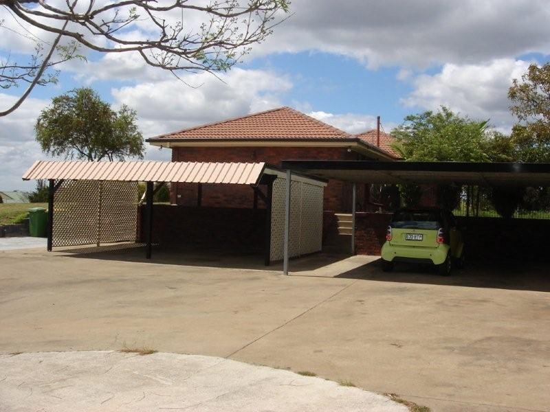 30 Samantha St, Redbank Plains QLD 4301