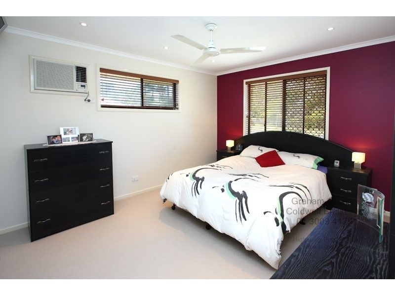 65 Warra Street, Wynnum QLD 4178