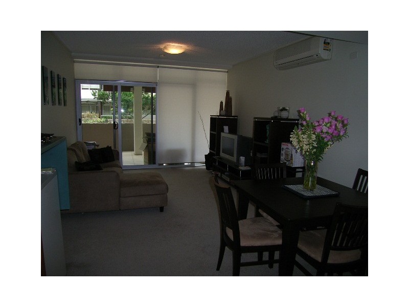 37/21   Love Street, Bulimba QLD 4171