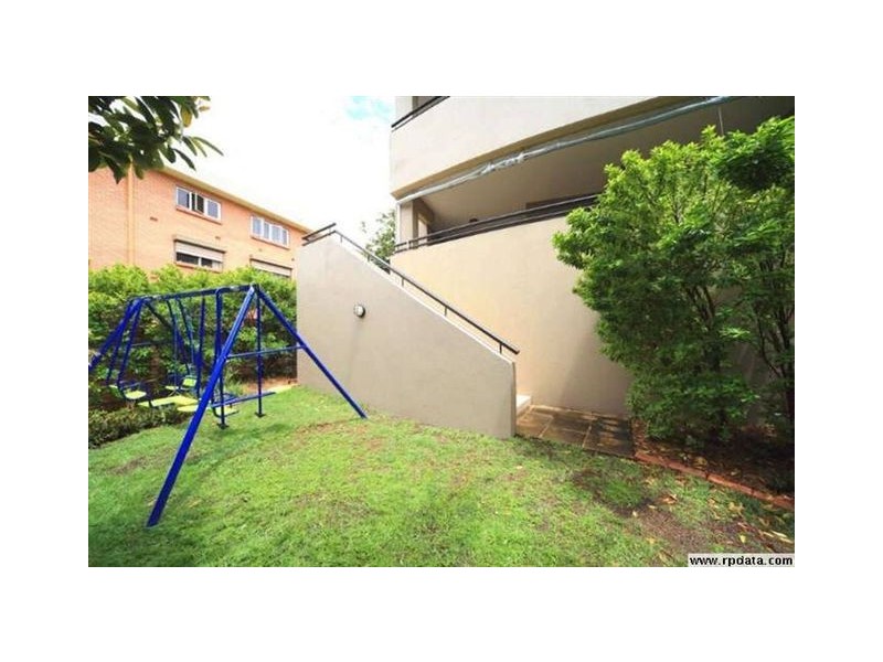 4/124  Pashen St, Morningside QLD 4170
