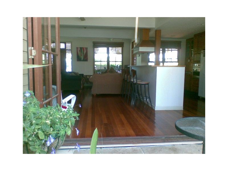 28  Stuart St, Bulimba QLD 4171