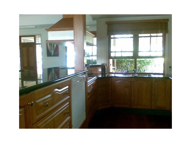 28  Stuart St, Bulimba QLD 4171