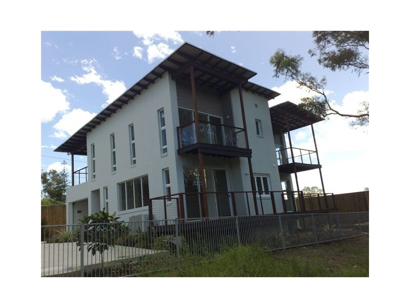 51  Railway parade, Mitchelton QLD 4053