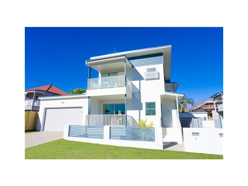 15 Orchard St, Hawthorne QLD 4171