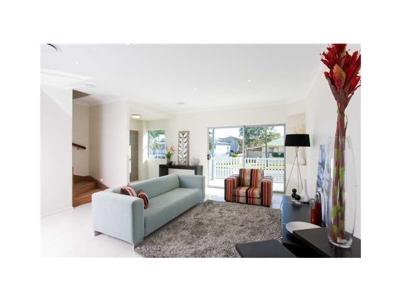 15 Orchard St, Hawthorne QLD 4171